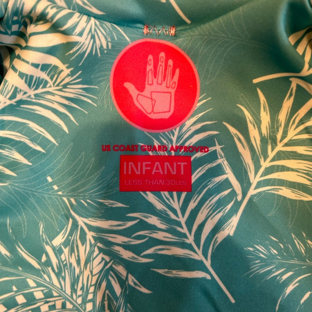 •Infant Life Vest• - Picture 2 of 4